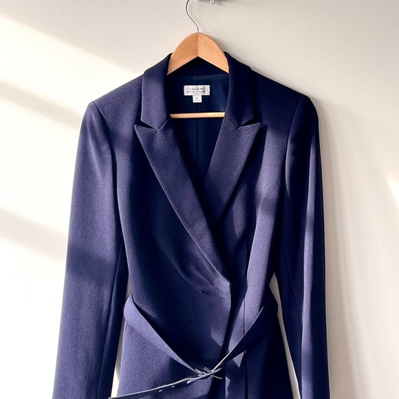 WOMENS TAHARI NAVY/ROYAL BLUE PANT SUIT NEVER WORN - Picture 2 of 9